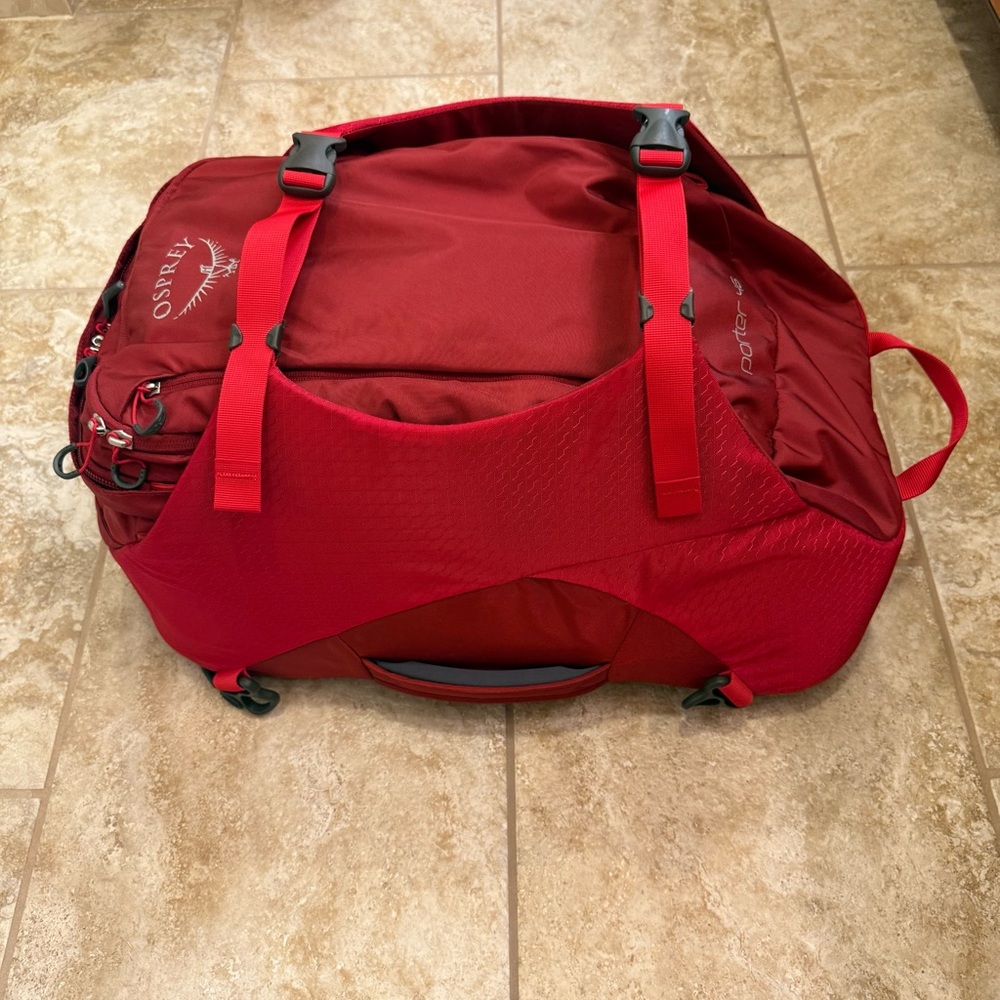 Set of OSPREY Porter 46 Travel Backpack (Diablo Red) & Bago 60L Foldable Duffle - Picture 9 of 15